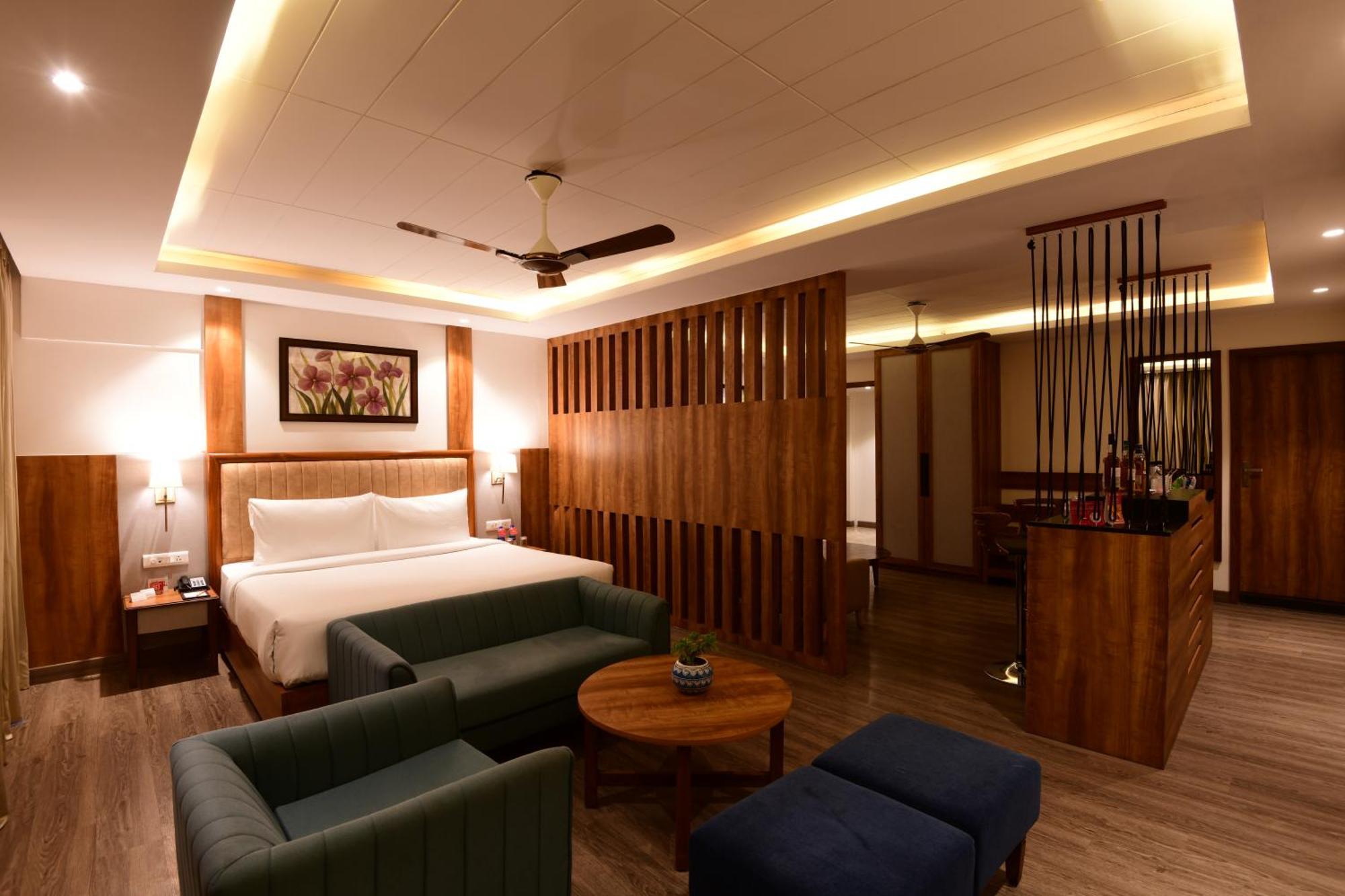 Ramada By Wyndham Kasauli Exterior foto