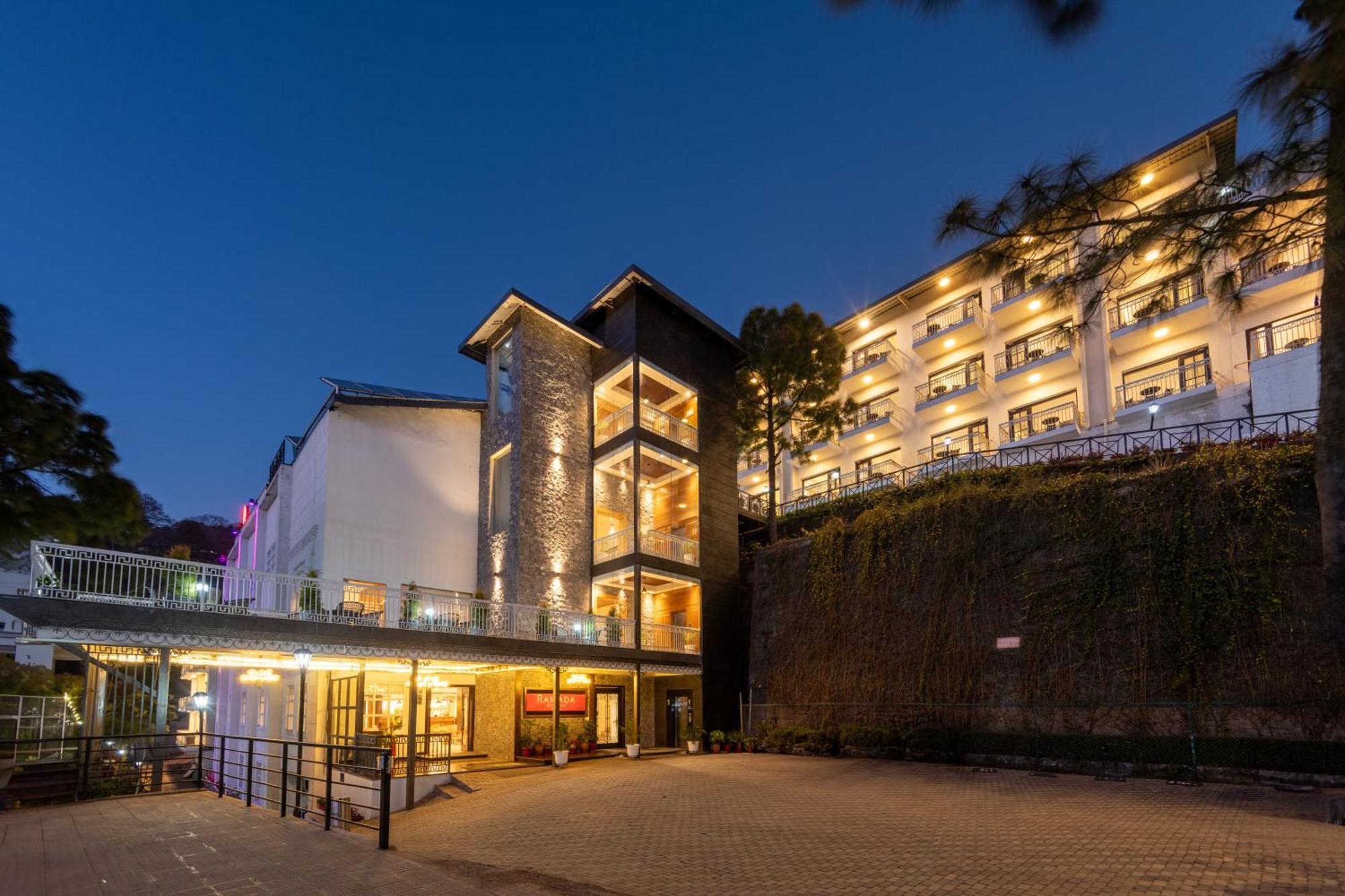 Ramada By Wyndham Kasauli Exterior foto