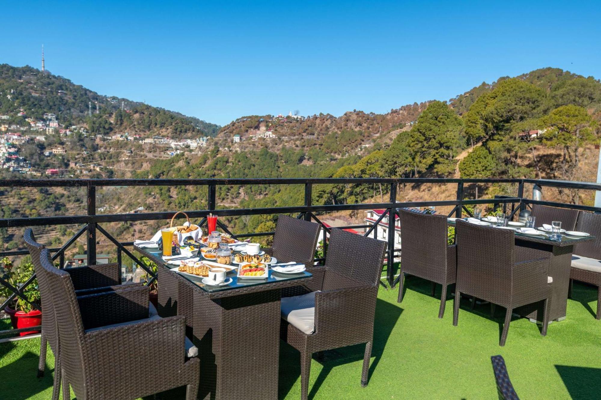 Ramada By Wyndham Kasauli Exterior foto